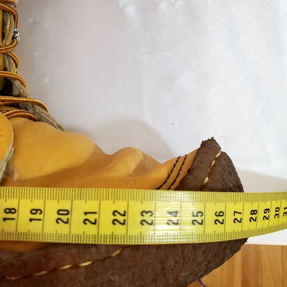 Vintage 70s Maple Leaf Native American Mukluk Boots Fur Lined Golden Leather 5 - Picture 11 of 12